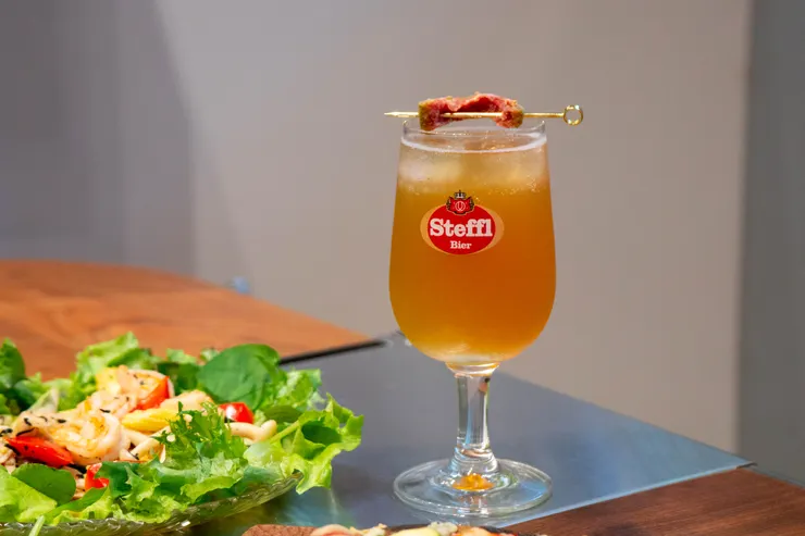 茶屋大人氣的「東方美人青蘋果特調MOCKTAIL」,野炊料理教室也會教大家調製喔