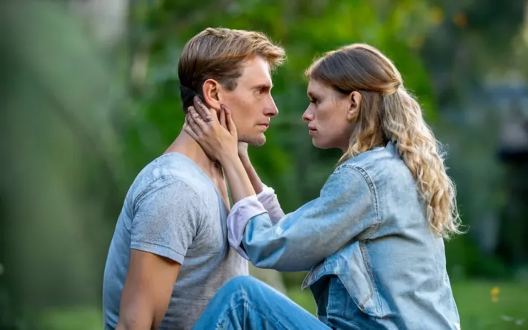 真心相愛克服困難