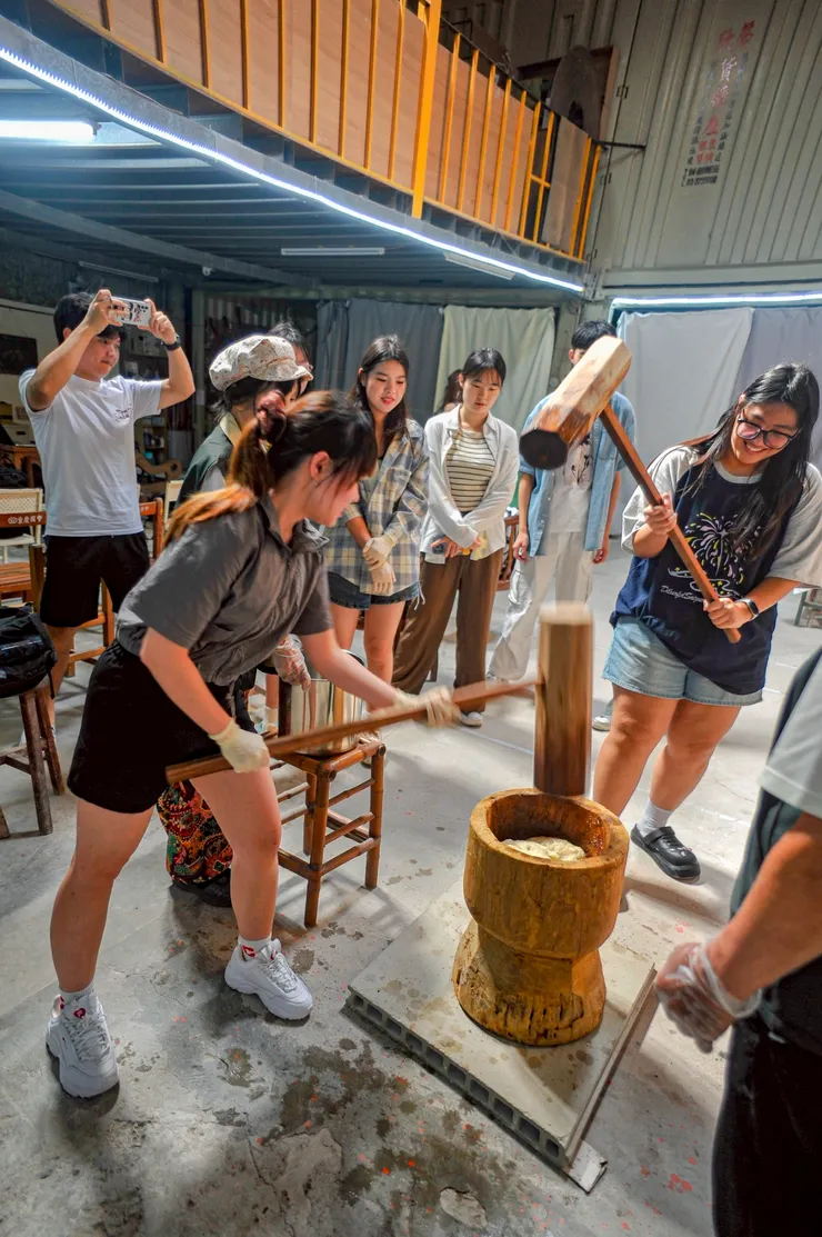 體驗傳統搗粢粑