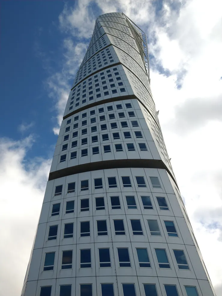 換個角度看-純白色的外觀