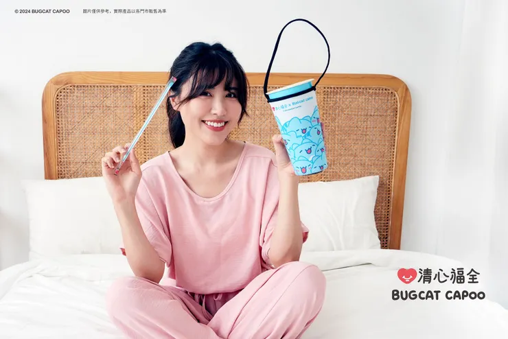 圖說：潛水衣材質的保冰溫提袋也有滿滿超萌咖波，可愛又實用。（資料來源：清心福全）