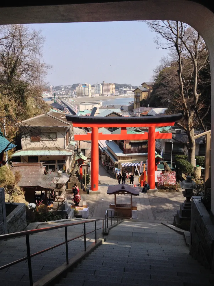 都參拜差不多以後再沿著階梯一路向下(膝蓋不好的人真的不推薦爬這段w)