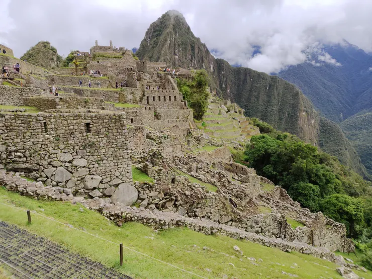 回到梯田區,低角度的馬丘比丘