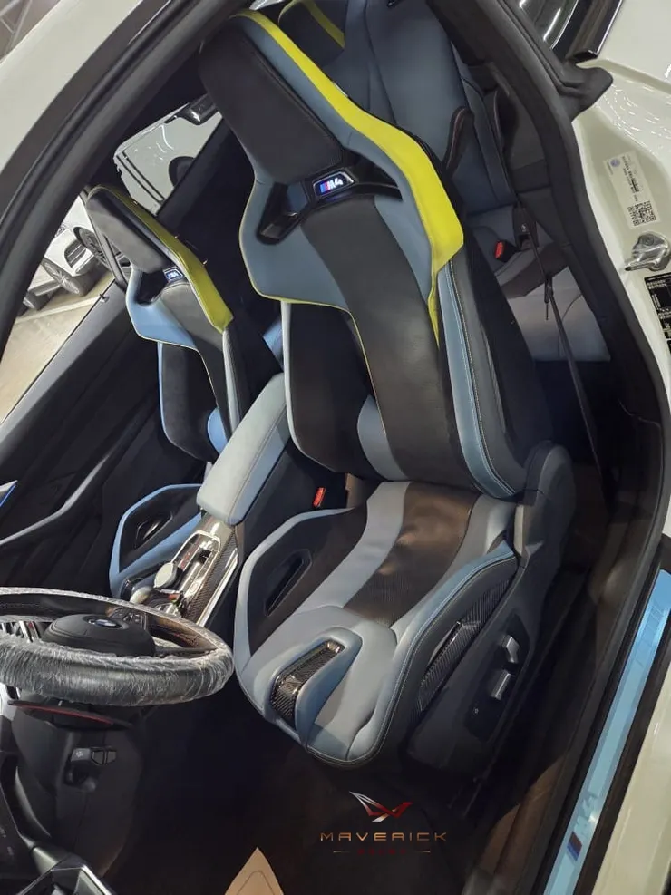 桃園車主實際案例分享，2024 BMW M4 Competition (G82) 外匯車代購全紀錄，從年初尋車、比較多家業者，到最終成功購入。解析外匯車市場流程與選車關鍵，提供想入手性能車買家的實用參考。