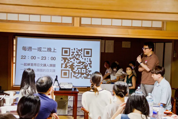 因為本人不想露臉，放一張目黑會會長講評的照片代替