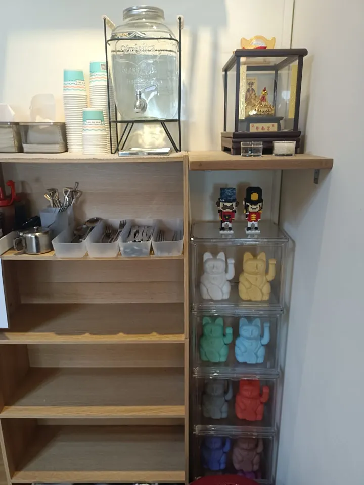 餐具區的擺設，我會建議老闆放BE@RBRICK