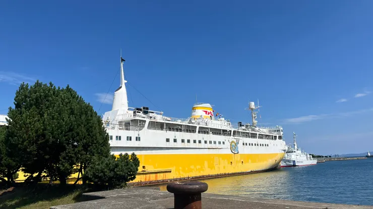 當年一艘船約能載1200人。