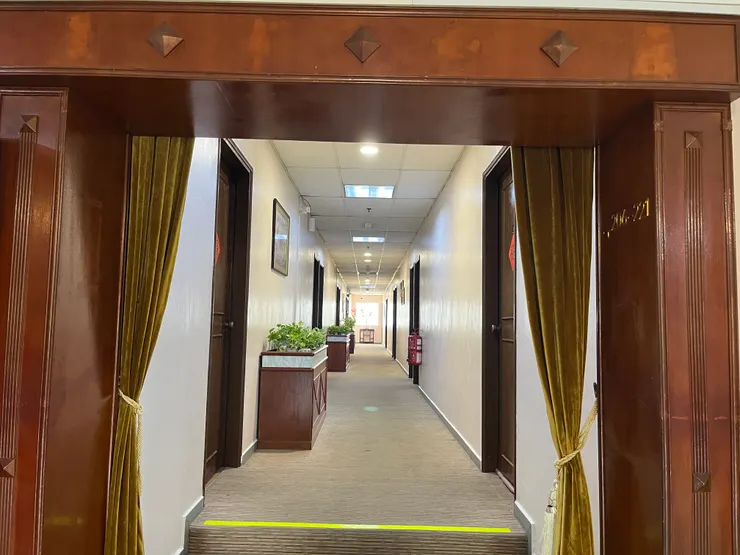 通往房間的走廊