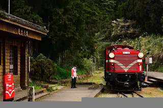 機關車駛出三角線完成轉向