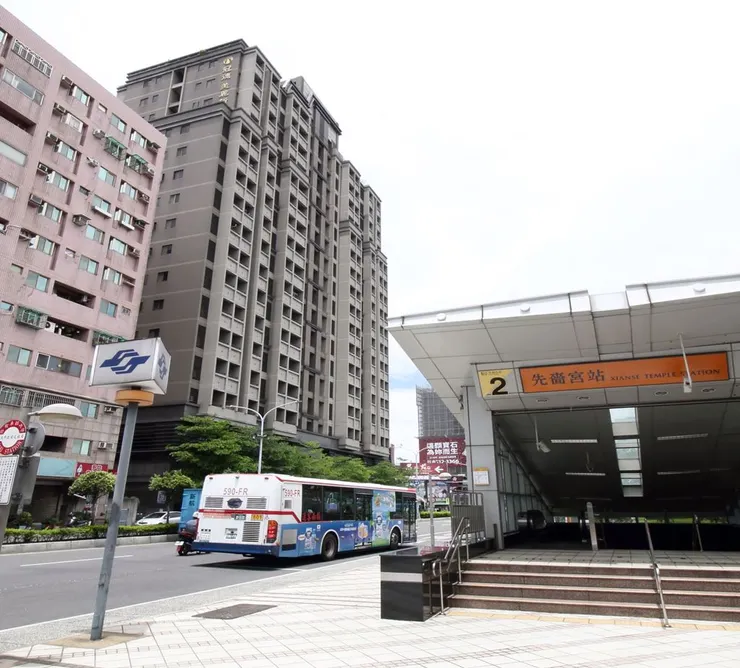 統計2024年1~11月雙北捷運站周遭預售屋交易表現，先嗇宮站周遭預售屋成交量高達688件，位居第一。(房市示意圖/永慶提供)