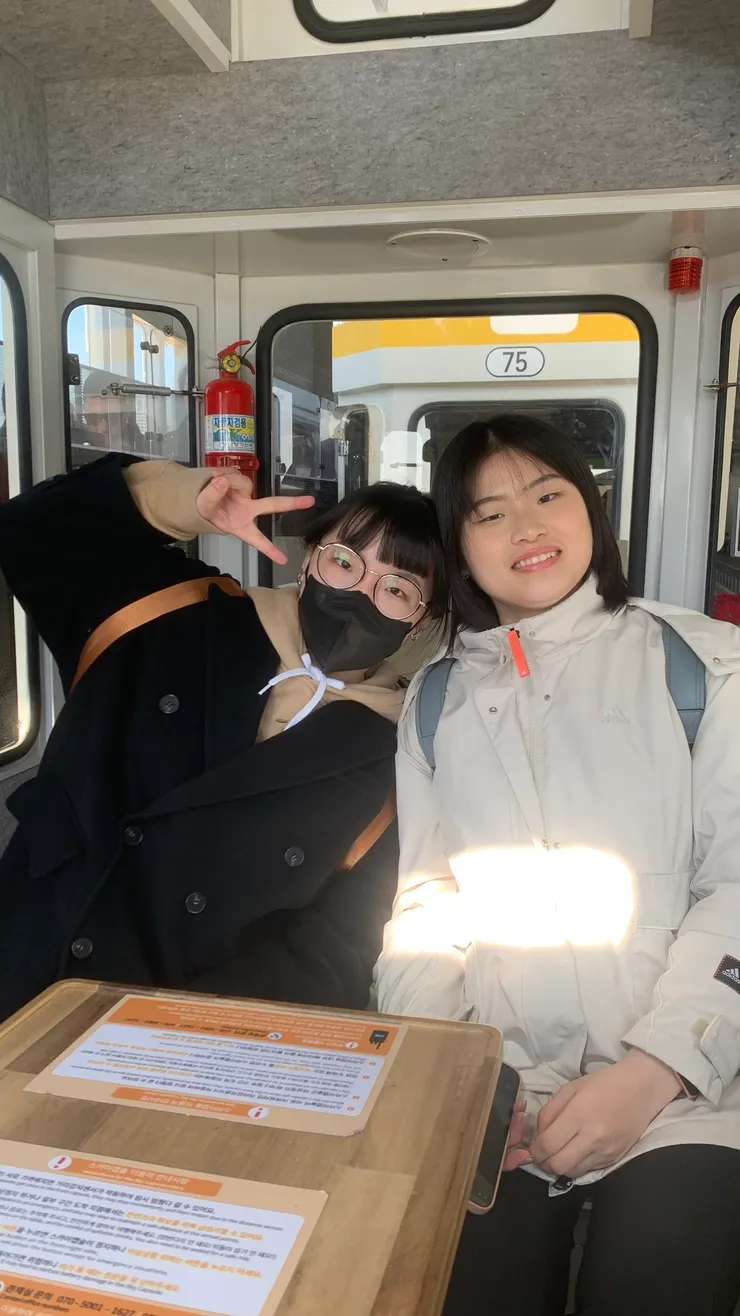 其實車內位子真的不大,