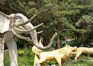 戶外區還有許多動物雕像(圖片截圖於網路)