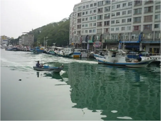 鼓山漁港河渠