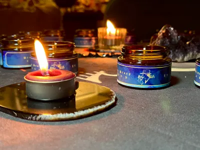 於我的IG預購每期的儀式蠟燭