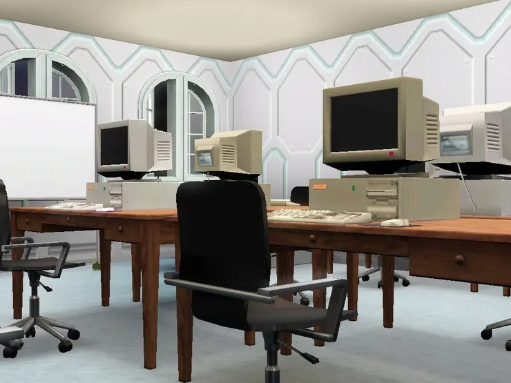 有時學生比較少，老師會叫大家都坐到中間來，不要太分散。