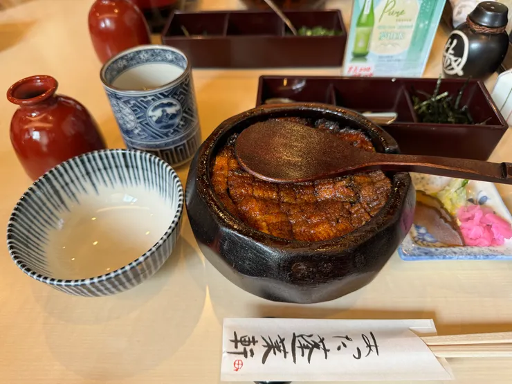 熱田蓬萊軒的鰻魚飯