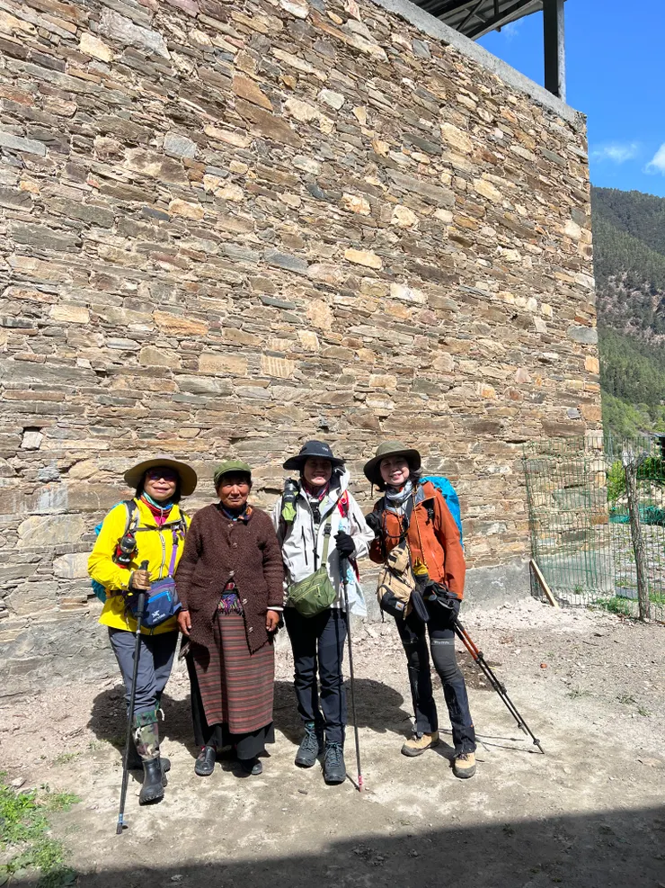 與康巴藏民合影