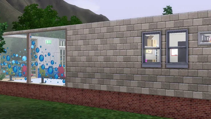 從這面牆便能看到員工辦公室的窗戶和位置，就在店後方。