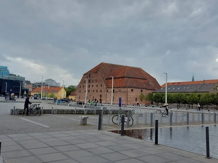 蒂安四世釀酒廠，現是國王寶石博物館