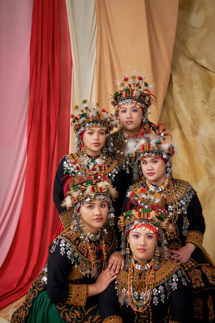 《Kivaljuq - 歌，正在綻放》數位和實體專輯今日（4/22）同步上架；可至各大數位串流平台聆聽，或於各大通路購買實體專輯。 （圖／風潮音樂　提供）