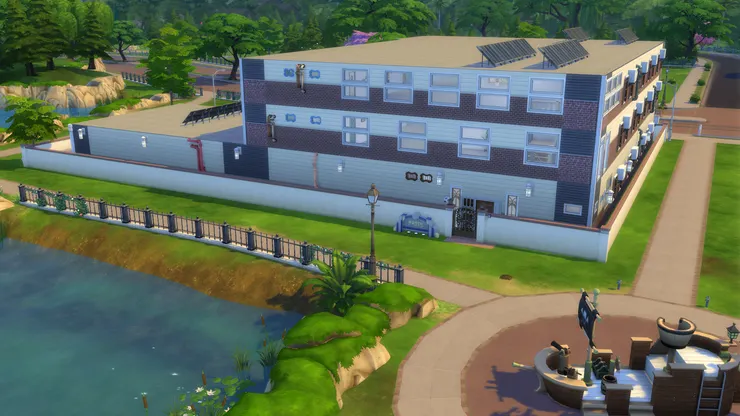 學校背面有個後門。