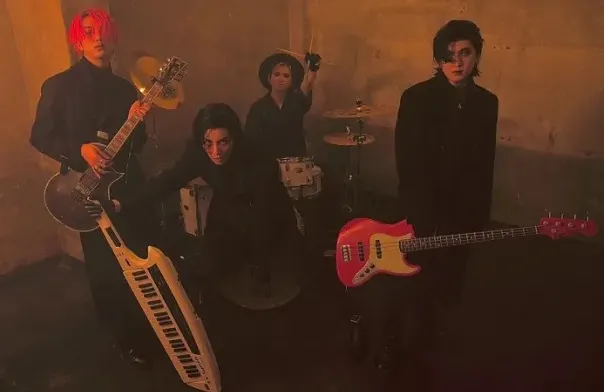 The Midnight Romance-Nightmare單曲封面。