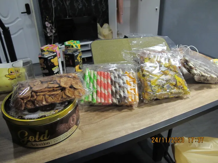 第一次吃燒鴨麵。燒鴨香港通常都是配飯,或者茶樓的瀨粉;而麵的話都是魚丸、牛腩或雲吞等,從沒吃過這種配搭。