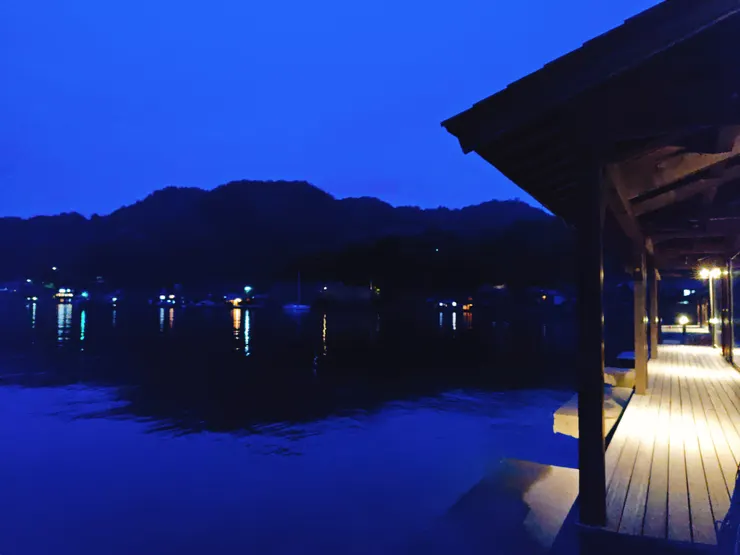 伊根灣的魔幻時刻