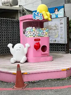  而宋慧喬願意每天在睡前寫下今天值得感恩的10件事，持續5年之久。起初她以為只有那種很特別的事才值得感恩，這或許是來自於戲劇的張力想法，因為一定要是觀眾感到特別的事才會拍成戲劇。