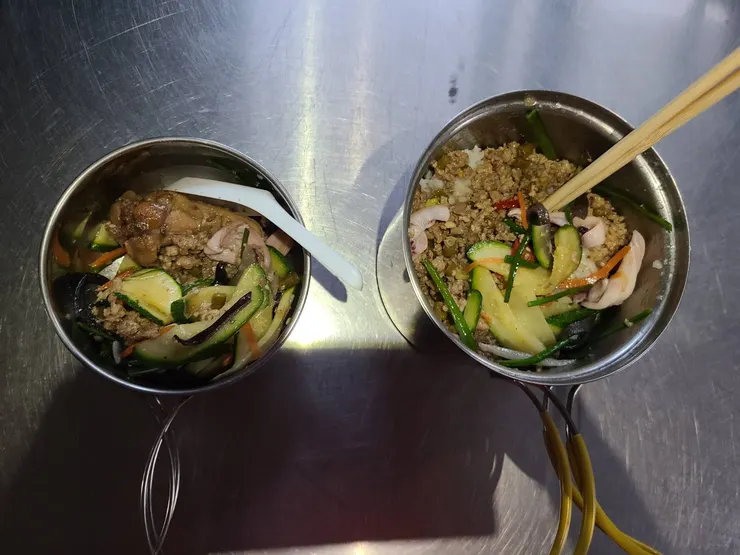 協作請我吃,非常感謝有夠好吃。省下開火自理的時間,雖個人食材都沒消耗