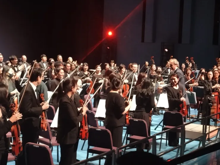 剛被李安導演獻花的AD