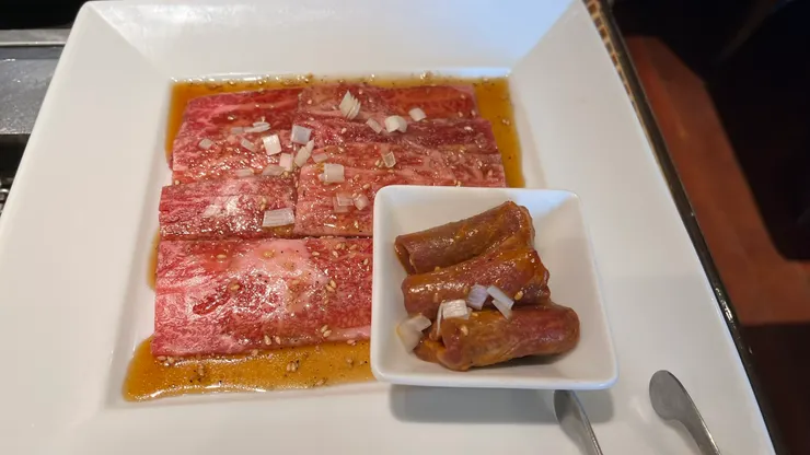 份量看起來不到非常多,但仍是能吃飽的程度。