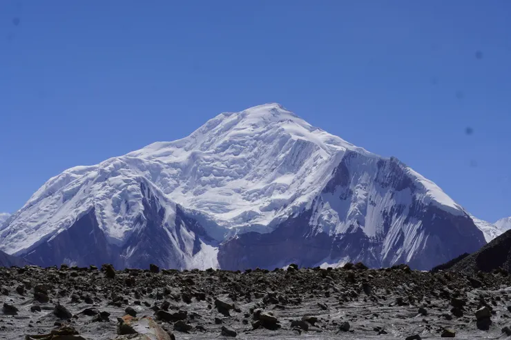 體態寬廣的布羅德峰