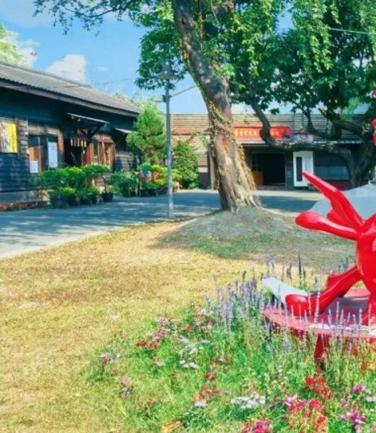 引用自某位部落客之前的照片，不知道婆婆講的公園是不是這樣