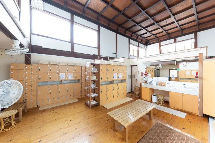 更衣間(取自官網)