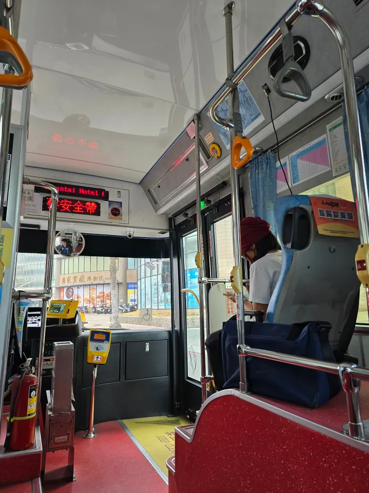 非常會拍照，一路上幫我們留下美好回憶的導遊小姐