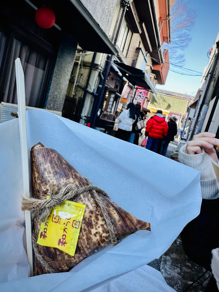 小點心-肉粽不推，香腸跟肉包可以吃看看。