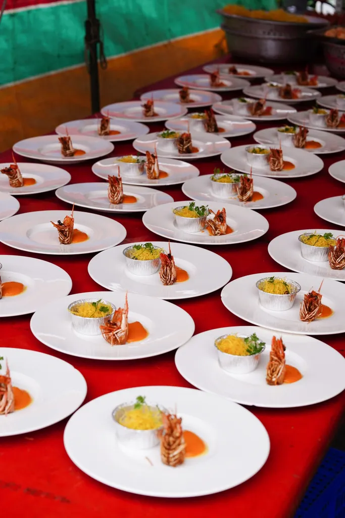 台南辦桌推薦【洪廚囍宴】澎湃海鮮盛宴，魚翅龍蝦鮑魚全都有！不