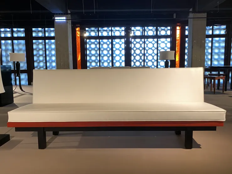 復刻紅黑白沙發