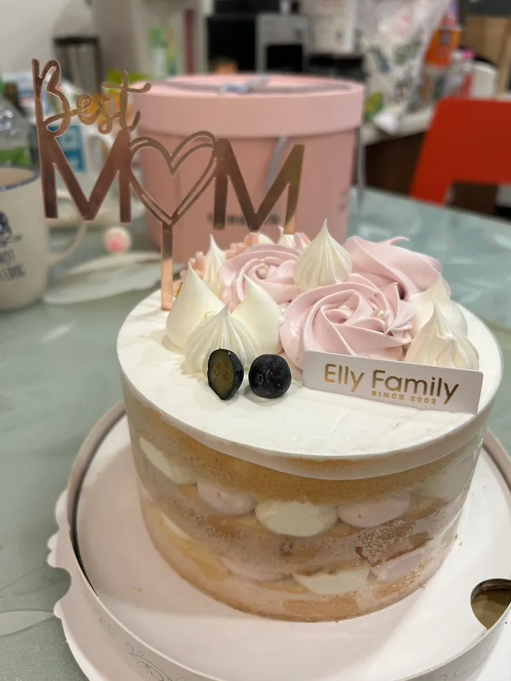 今年的蛋糕很好吃^^