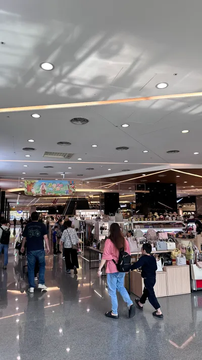 頭份尚順育樂世界