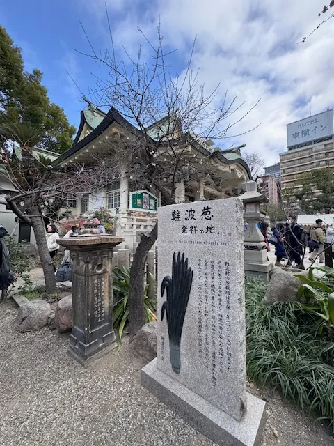 白梅初綻，photo by bookarchery