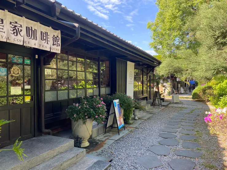 檜意森活村是很適合散步的園區