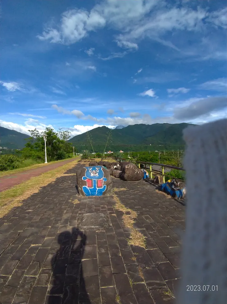 隘寮溪岸影也瘦，自拍攝