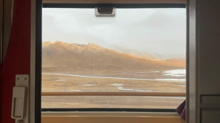 車窗望出去的景象