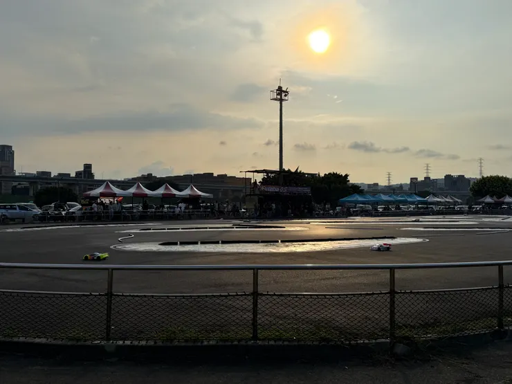 2025/09/14 傍晚運動看到賽車比賽