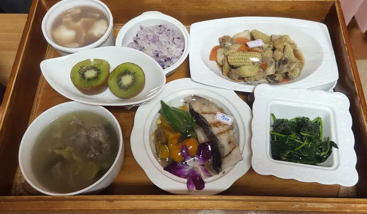 2024.12.27，妙玲，午餐