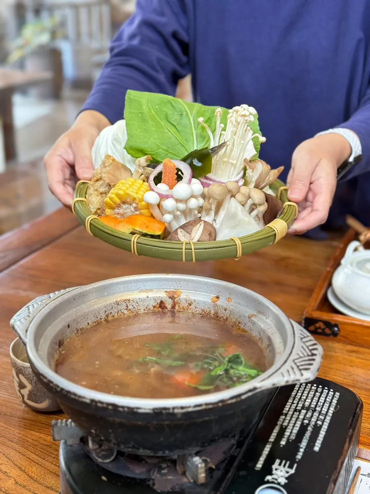 善化美食聚餐餐廳推薦：老胡記，環境典雅、餐點精緻，三杯梅香松