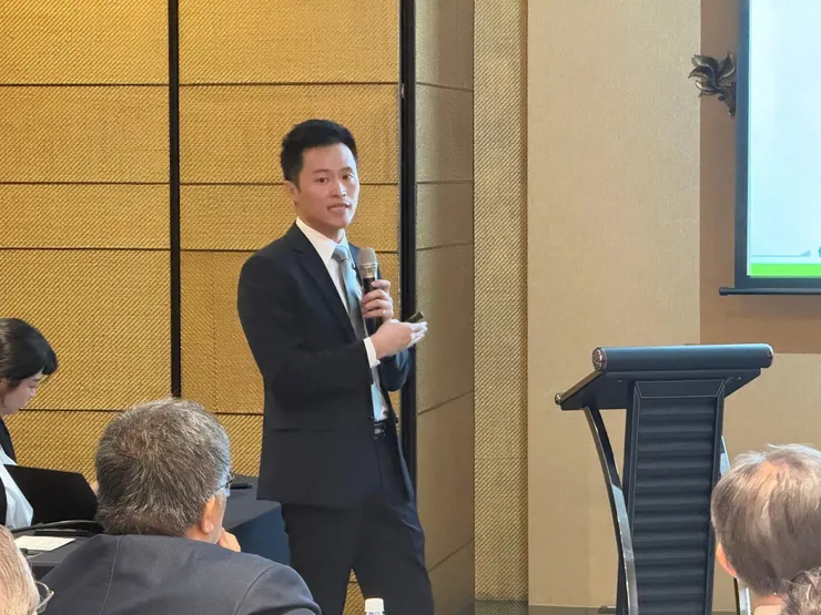 圖說：偉喬生醫執行長鄭又瑋提到，親蛋白腎（尿）毒素的檢測工具非常少，最新開發的體外診斷試劑，能快速得知體內「硫酸吲哚酚」濃度多寡，輔助評估後續照護策略。（資料來源：偉喬生醫）