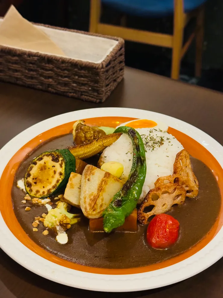 蔬菜香料咖哩 （搭配飯）